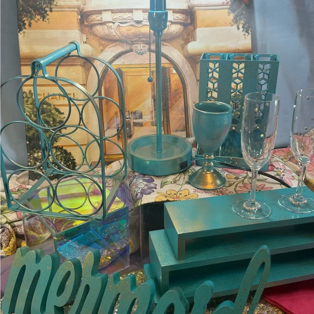 “Sea breeze with gold splash-mermaid Home Decor Set 10 items!